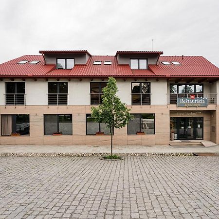 Hotel Menhard Kültér fotó