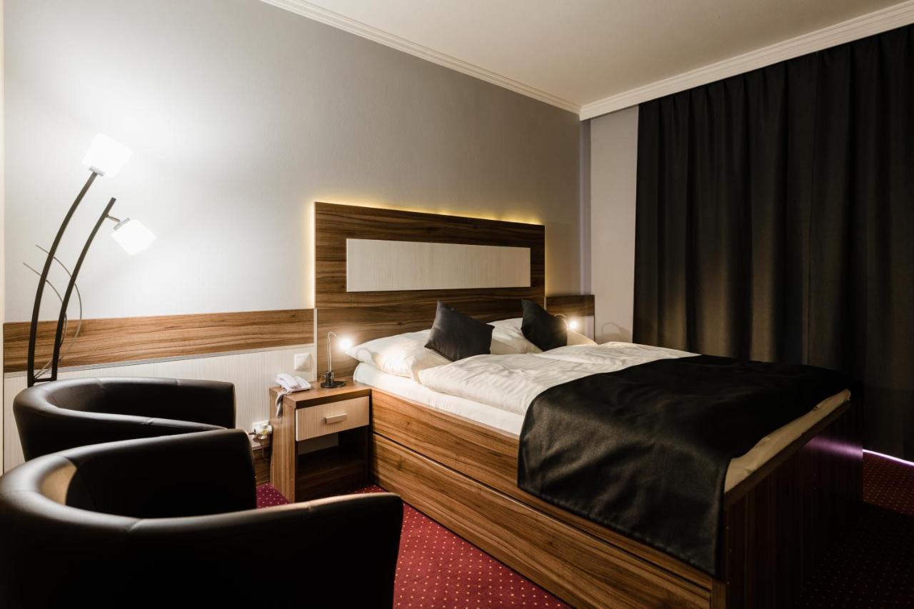 Hotel Menhard Kültér fotó