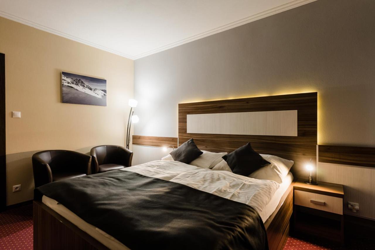 Hotel Menhard Kültér fotó